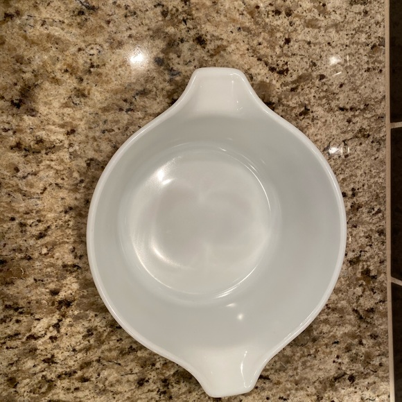 Vintage Pyrex Casserole Dish Gold Flowers - Picture 7 of 8